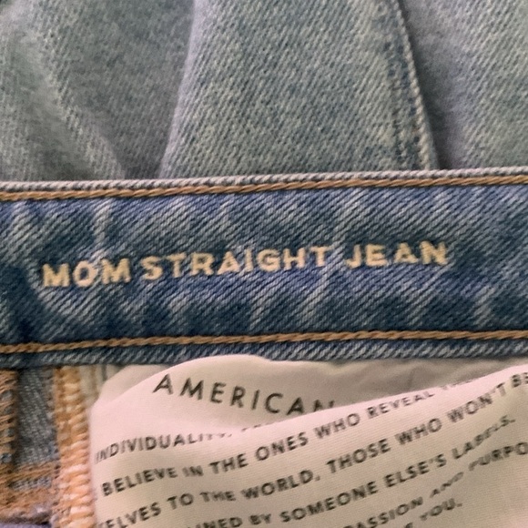 American Eagle Mom Straight Jeans Size 6 Long. #208 - Picture 7 of 11